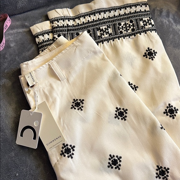 The COMMENSE 
OFF White Pants with Black Embroidery - Picture 7 of 9